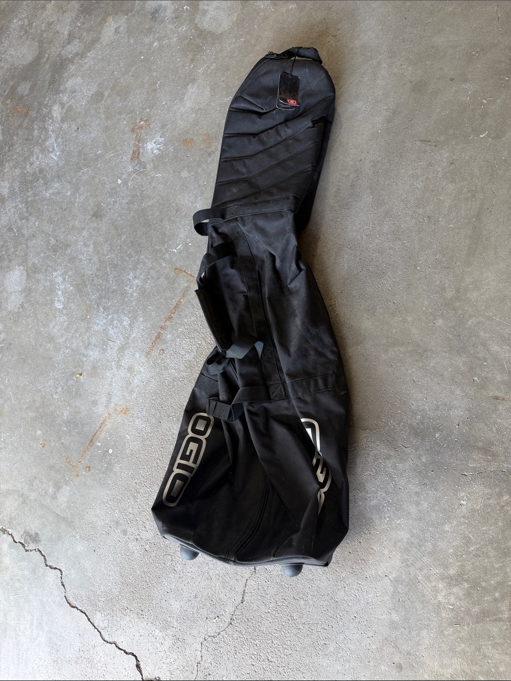 Wheeled OGIO travel bag for Golf Clubs